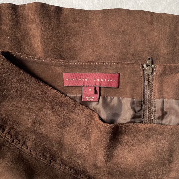 Vintage Margaret Godfrey 70s Brown Suede Skirt - Picture 4 of 6